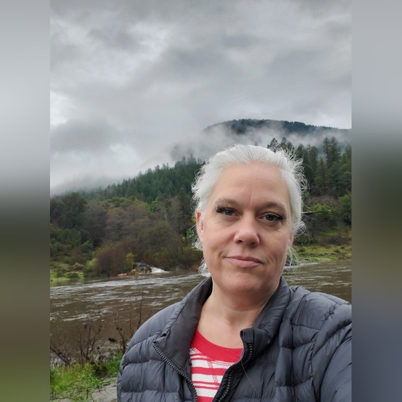 Meet your Posher, Lissy - Picture 2 of 2